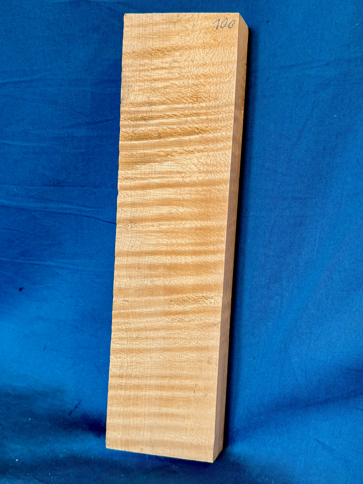 Violin & Viola Neck, piece 100