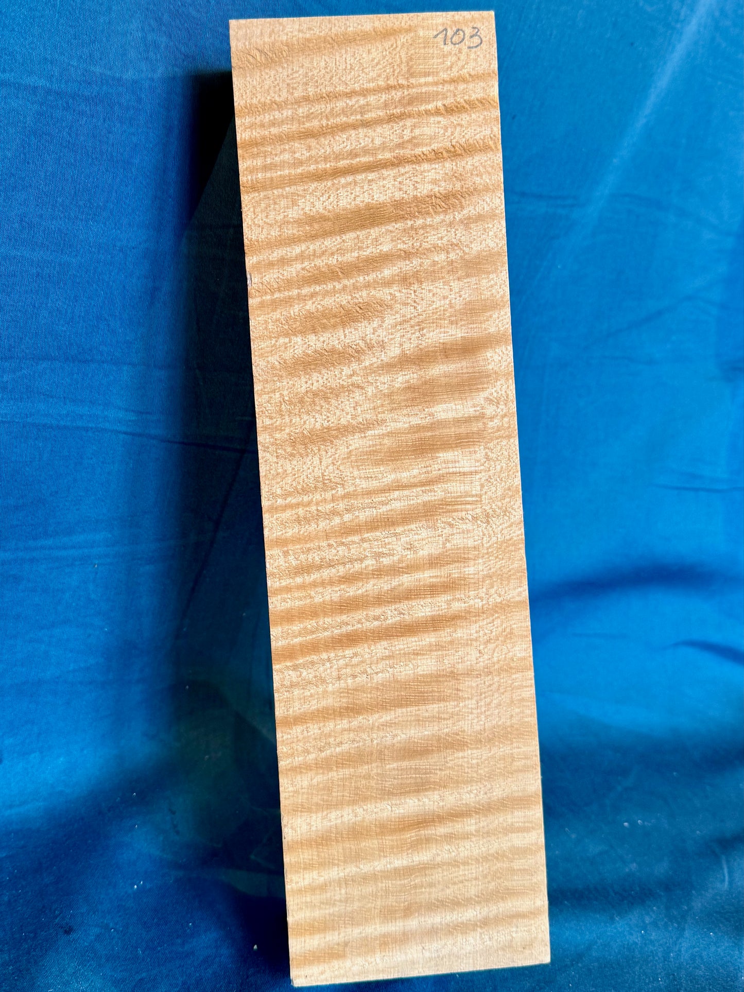 Violin & Viola Neck, piece 103