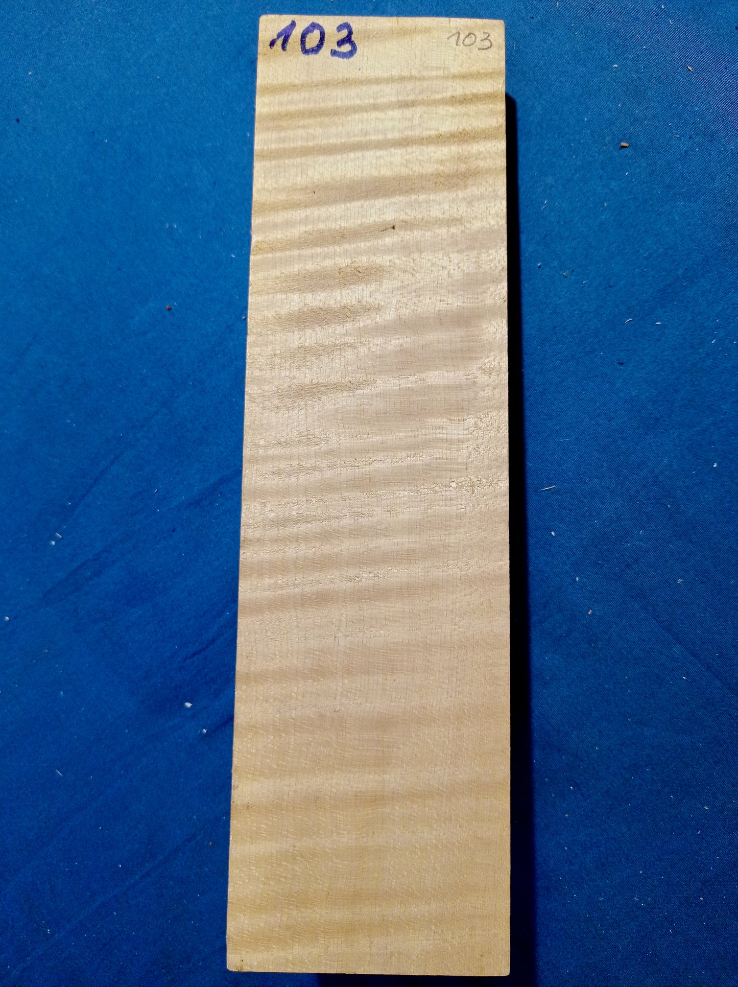 Violin & Viola Neck, piece 103