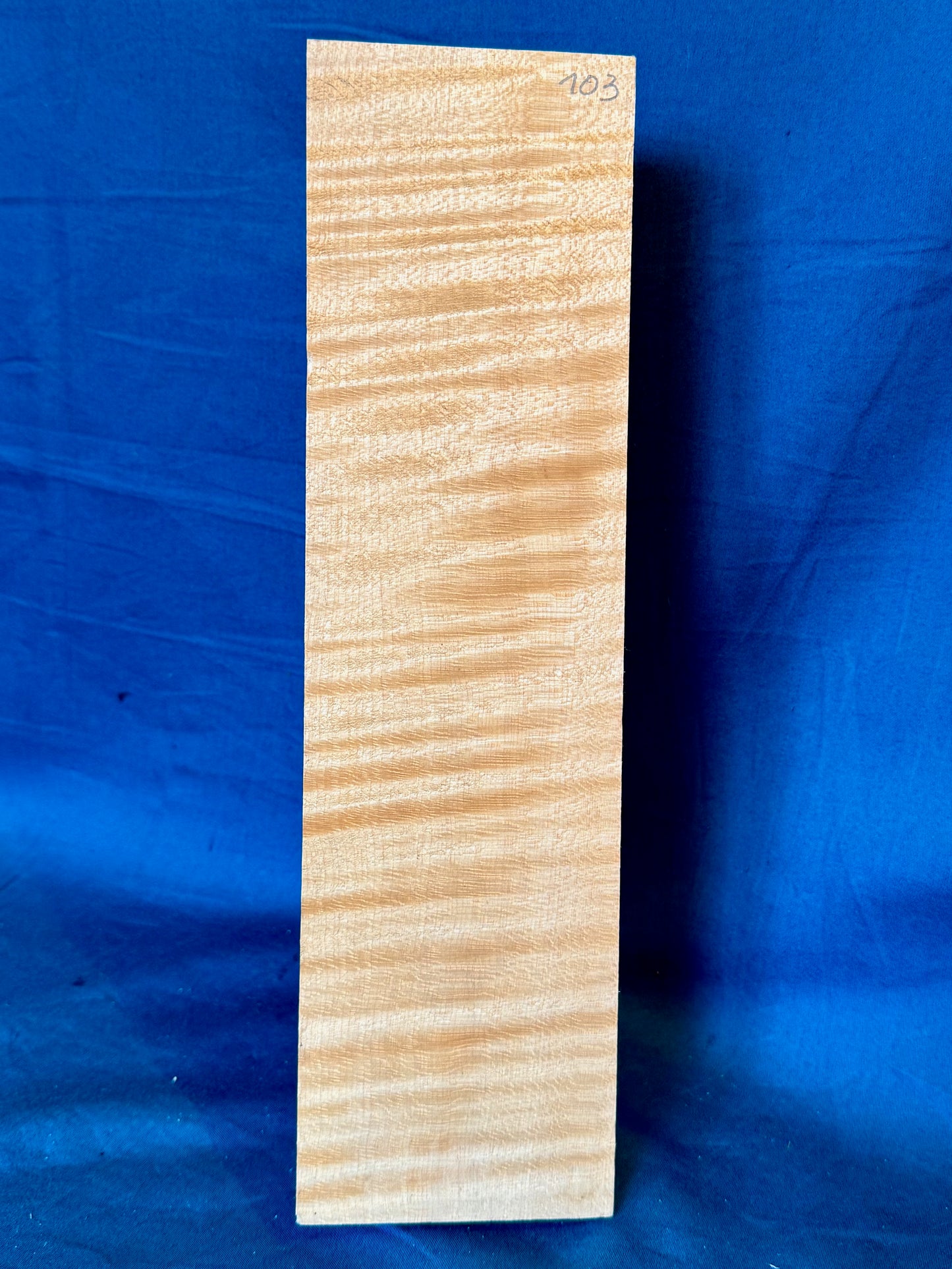 Violin & Viola Neck, piece 103