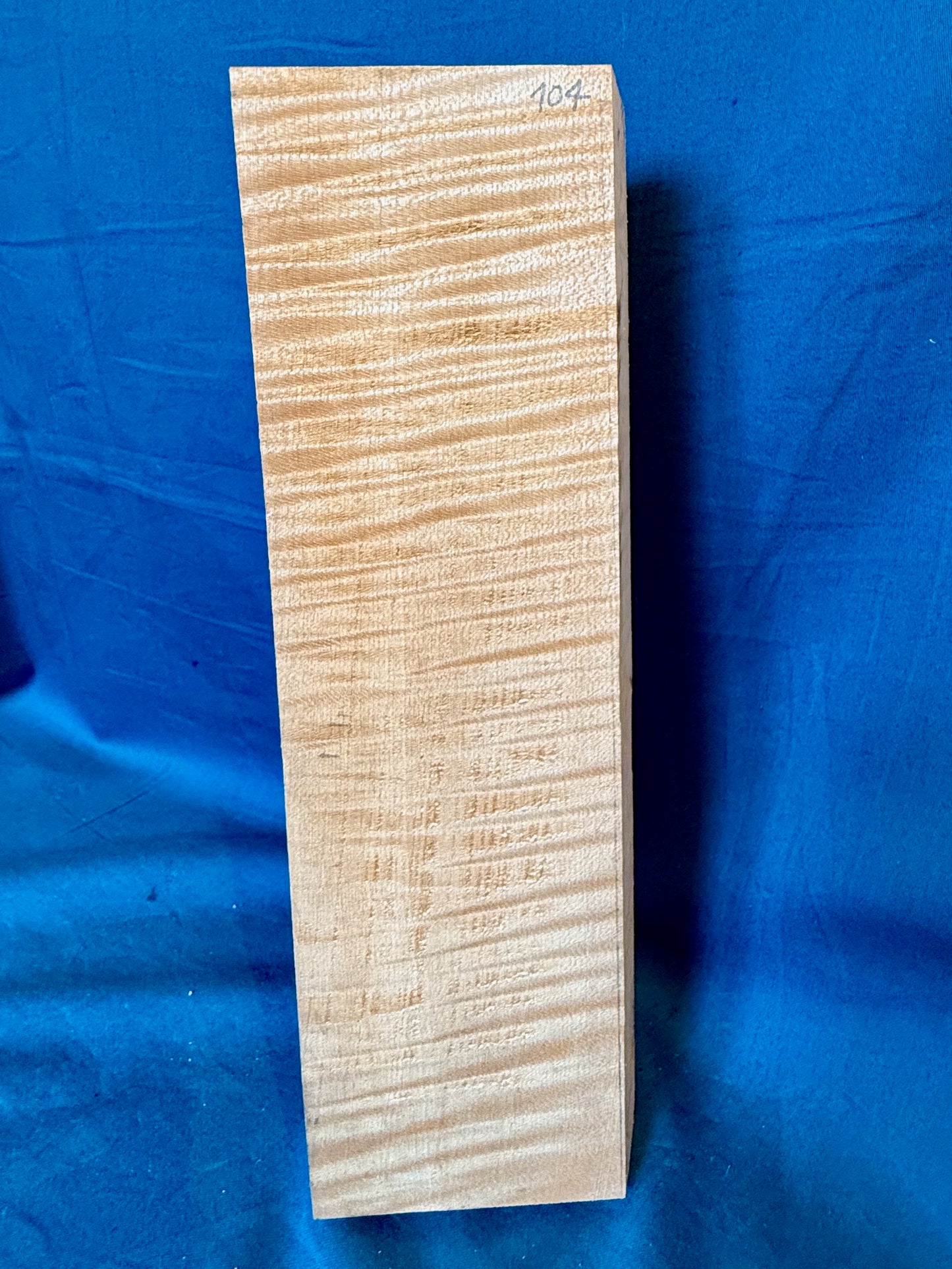Violin & Viola Neck, piece 104
