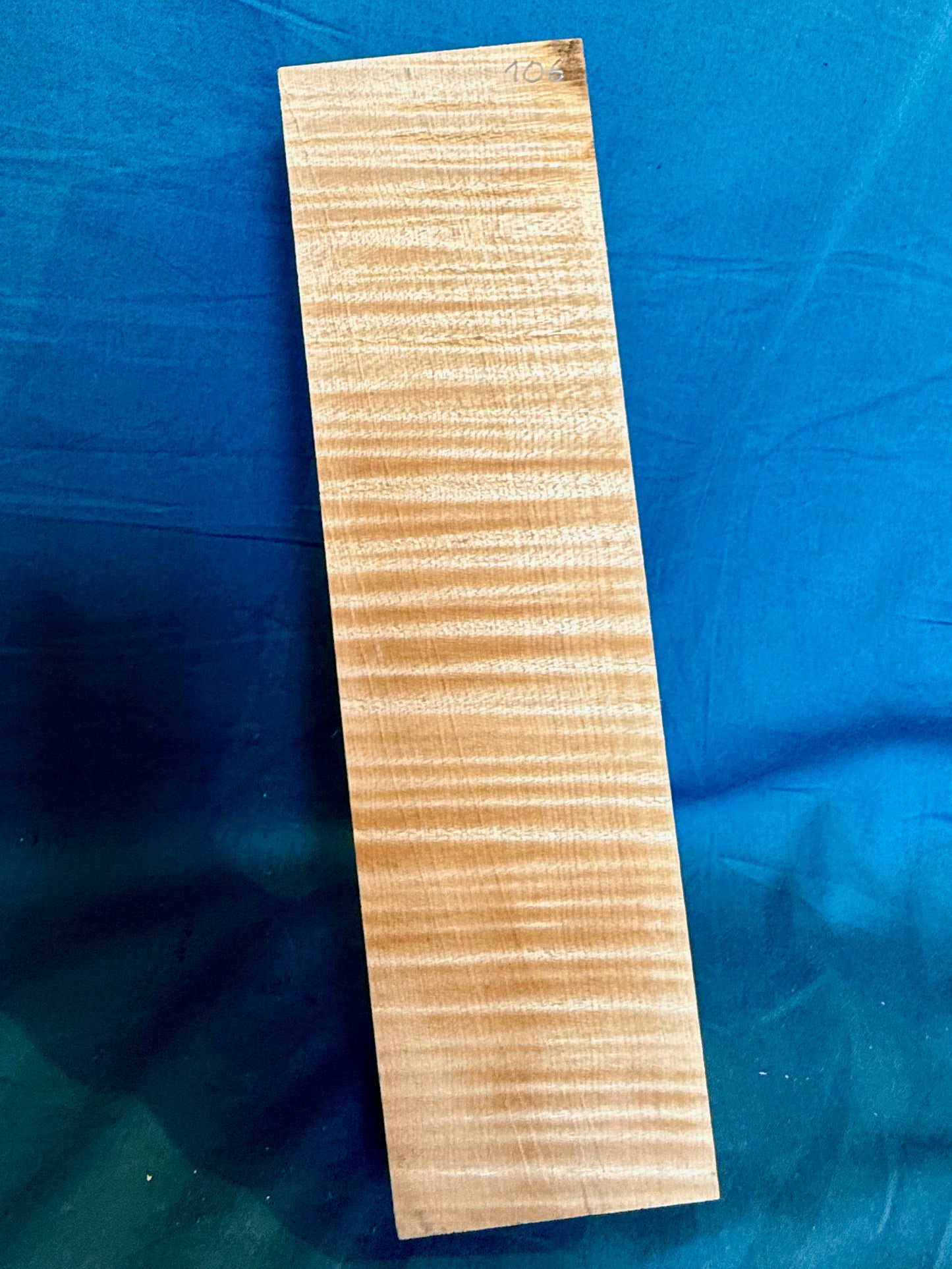 Violin & Viola Neck, piece 106