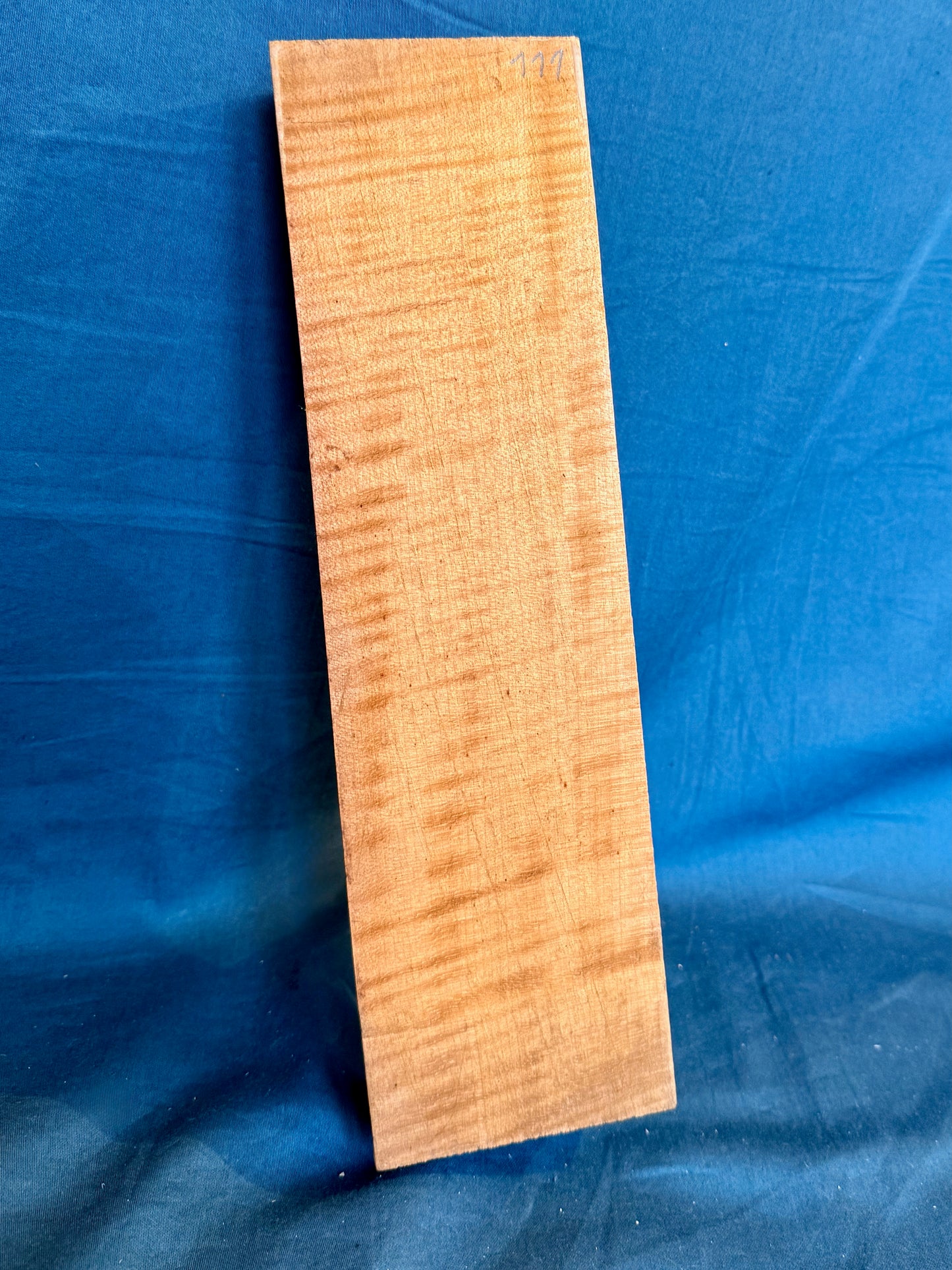 Violin & Viola Neck, piece 111