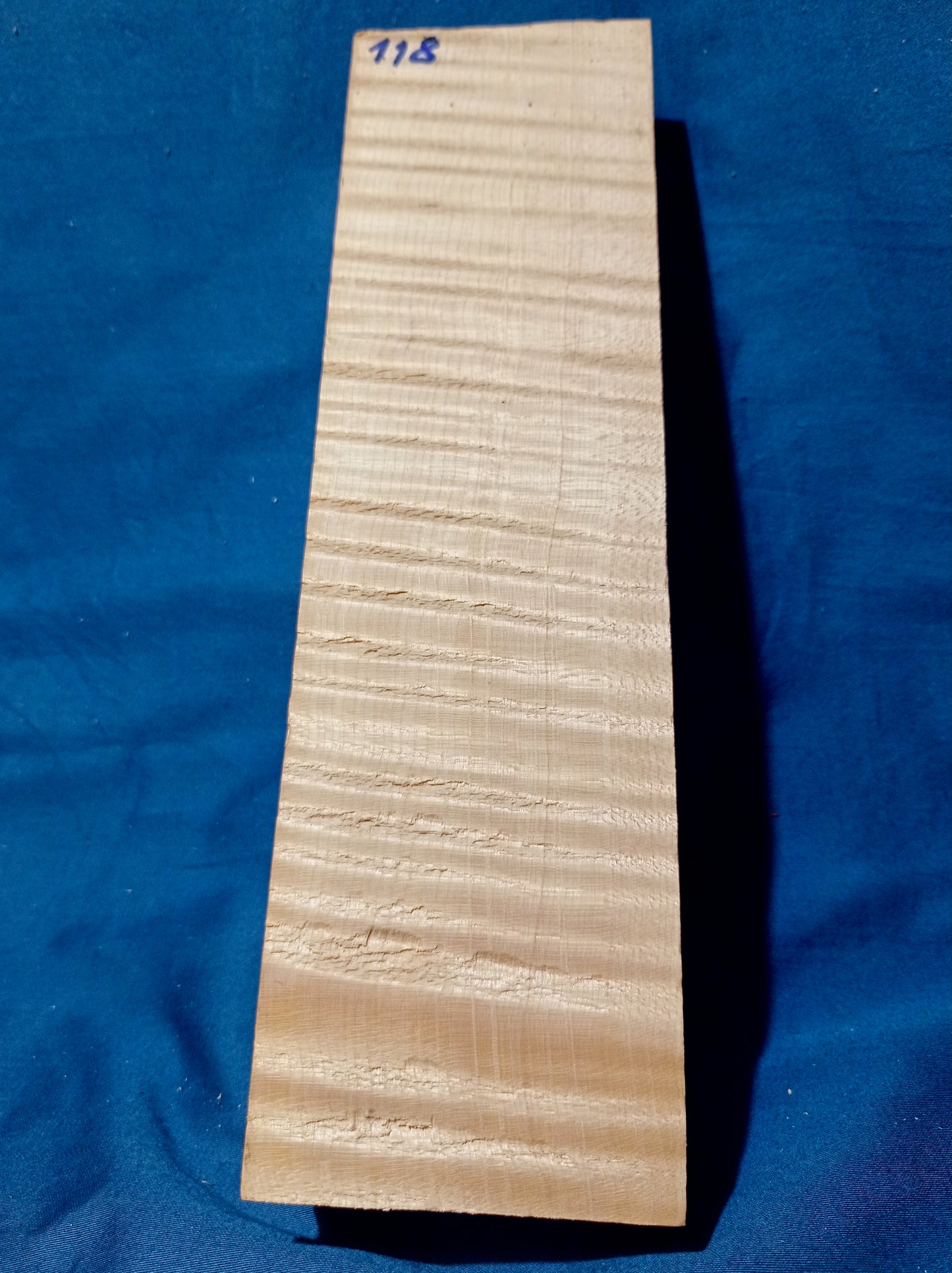 Violin & Viola Neck, piece 118