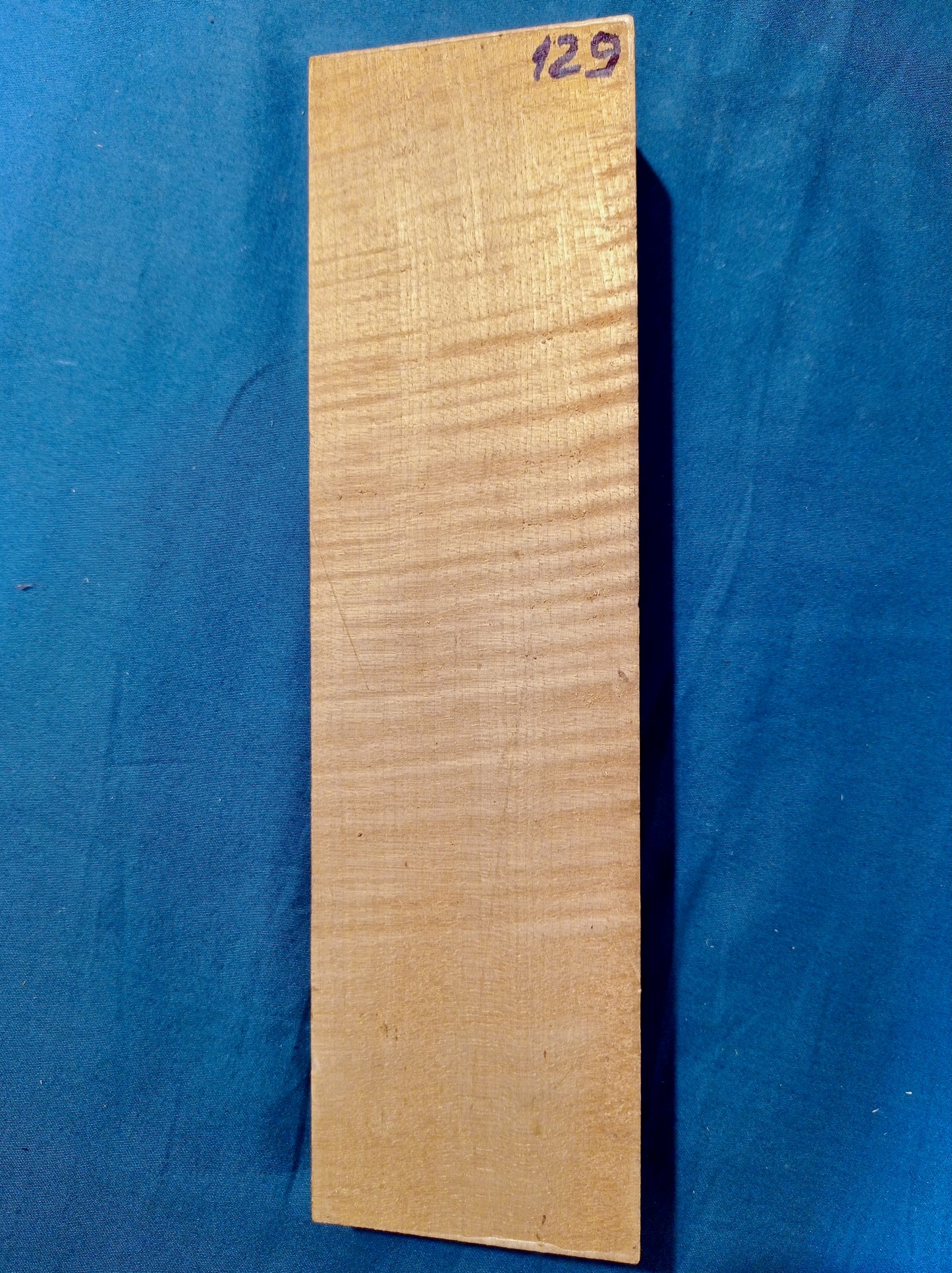 Violin & Viola Neck, piece 129