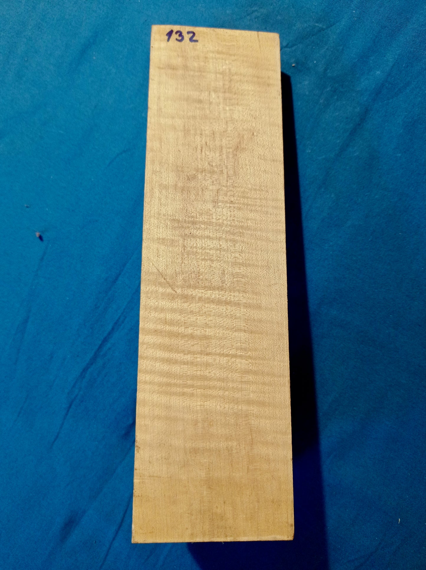 Violin & Viola Neck, piece 132