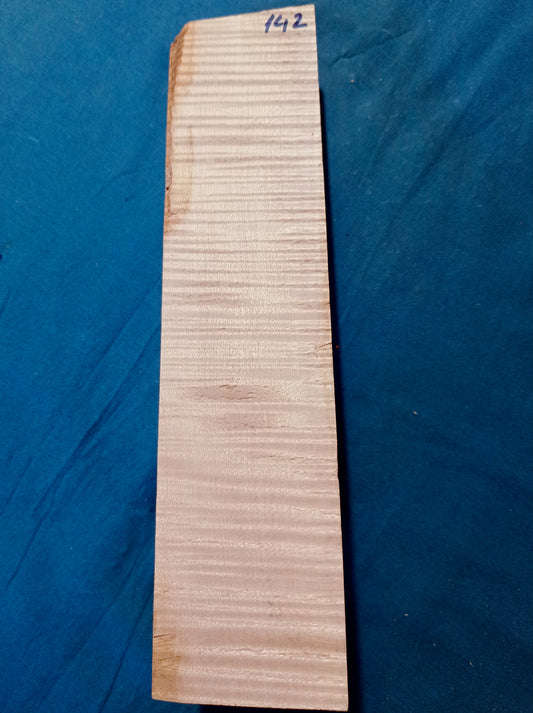 Violin & Viola Neck, piece 142