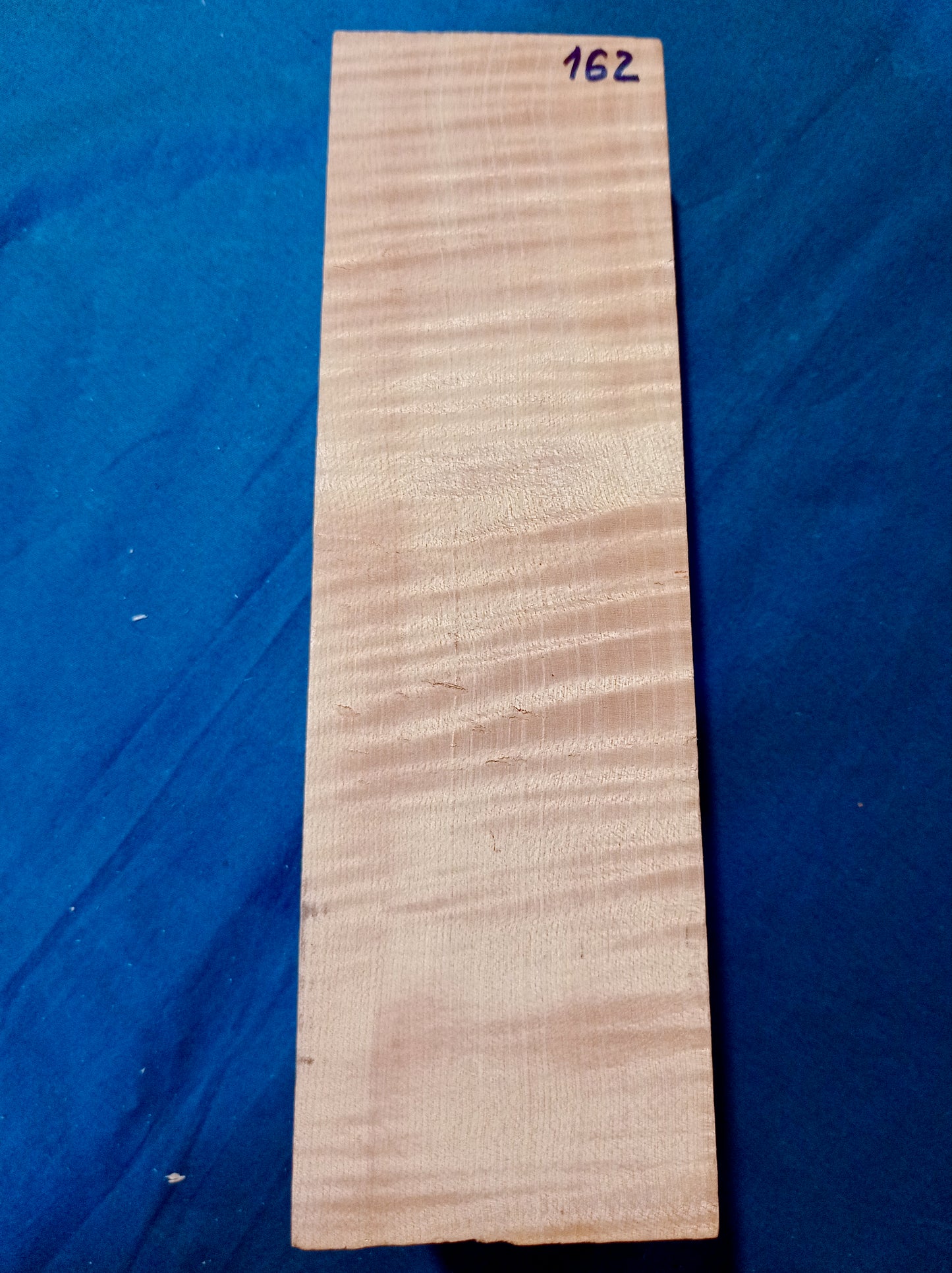 Violin & Viola Neck, piece 162